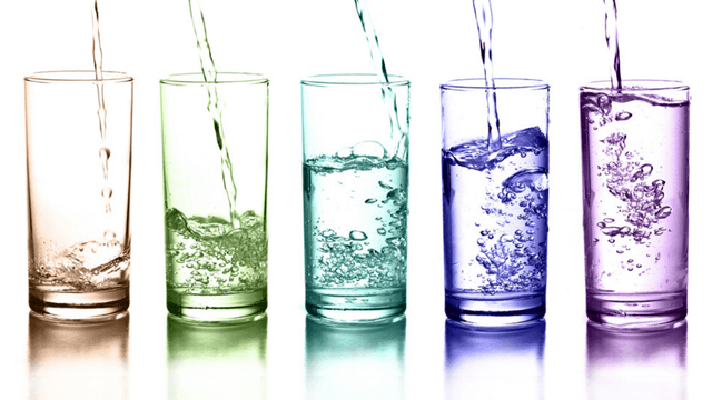 آشنایی با انواع آب آشامیدنی و تفاوت آن ها در چیست؟